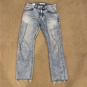Pacsun Vintage Loose Acid Wash Jean Size 29 with frayed hem